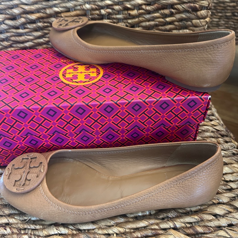 Tory Burch Brown Leather Flats